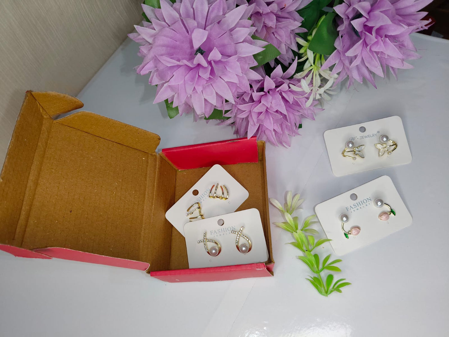 Pearl Bliss – Elegant Earring Hamper